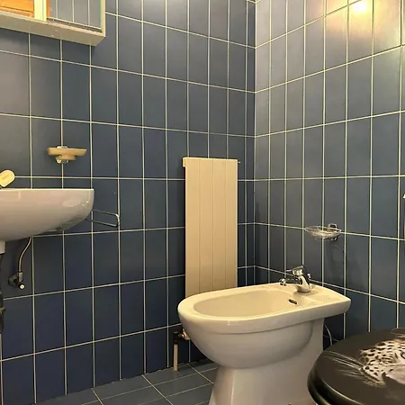 In With Stunning Mountain Views *